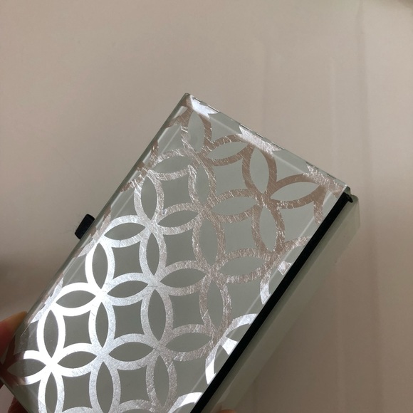 Jewelry box - Picture 5 of 5